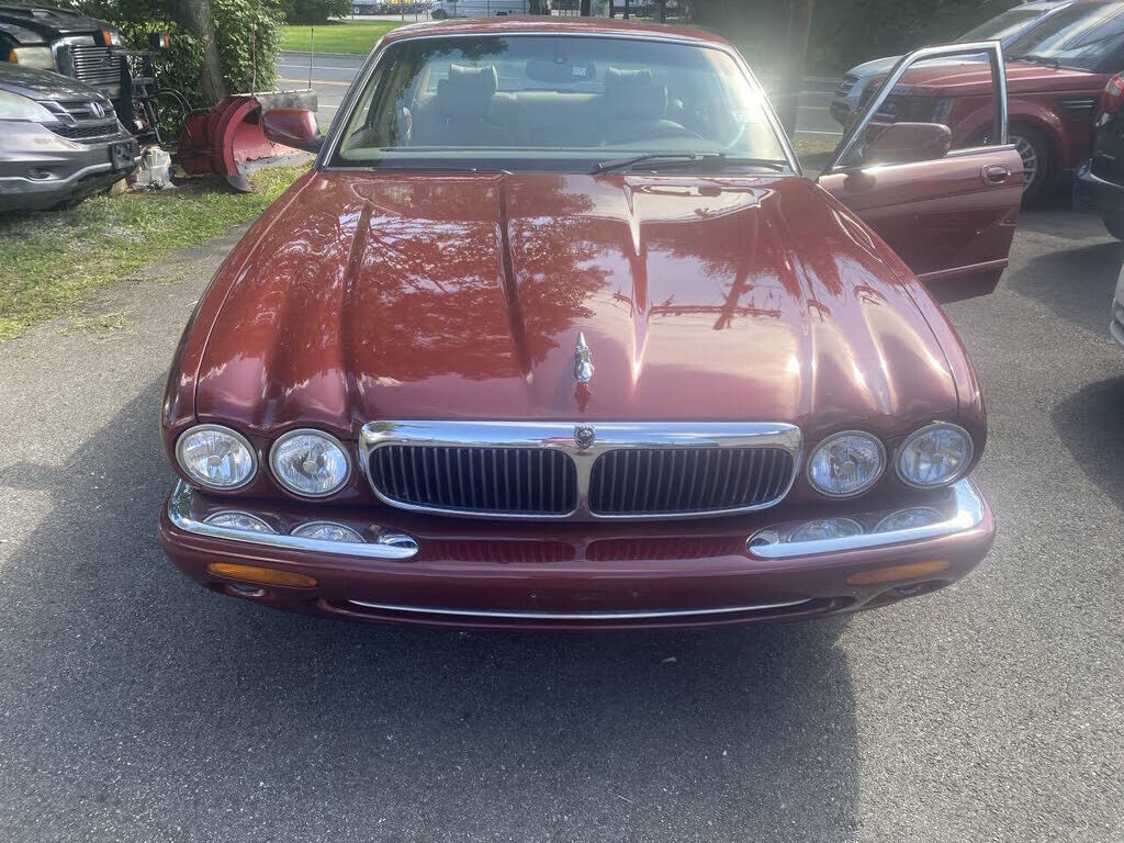 2003 JAGUAR XJ8