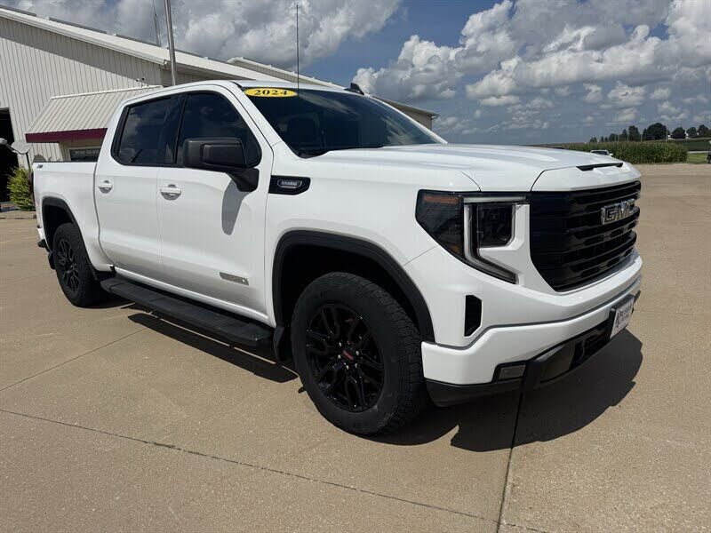 2024 GMC Sierra