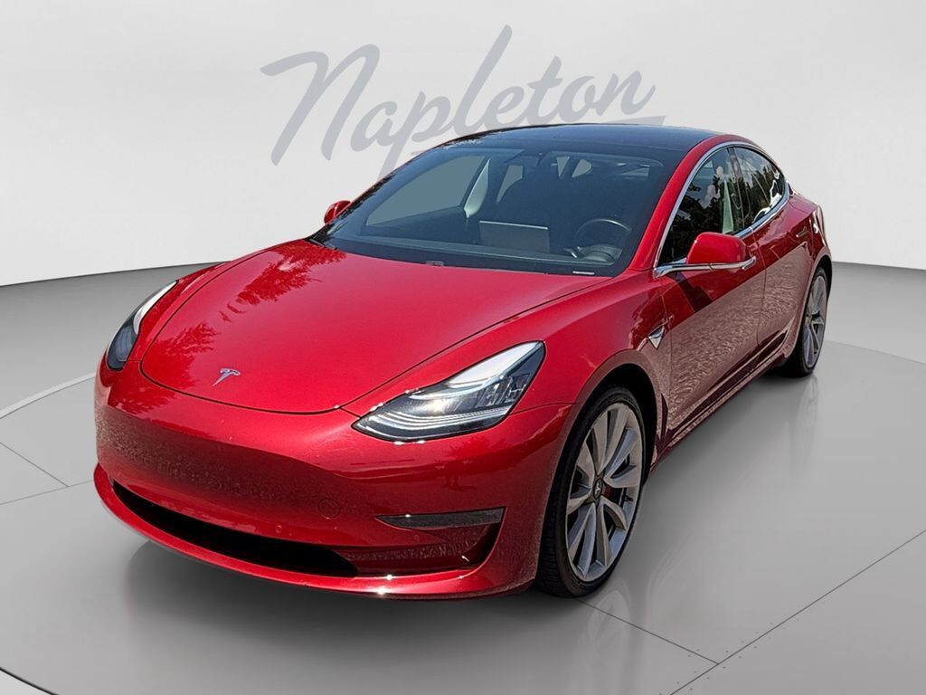 2018 TESLA Model 3