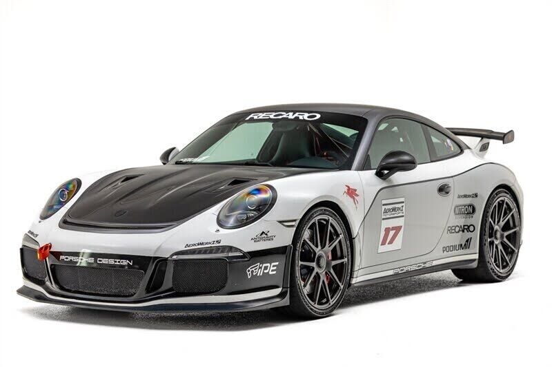 2015 PORSCHE 911