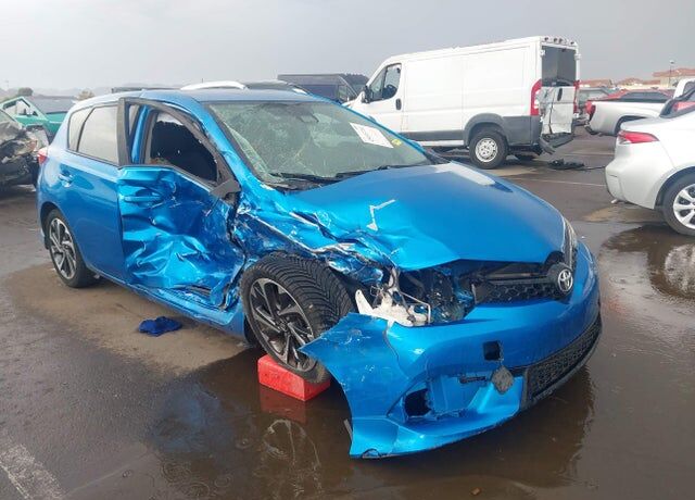 2018 TOYOTA COROLLA