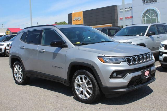 2023 JEEP Compass