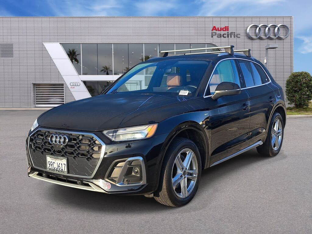 2021 AUDI Q5 e