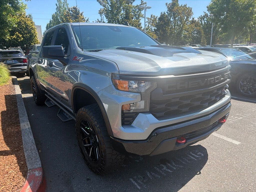 2023 CHEVROLET Silverado