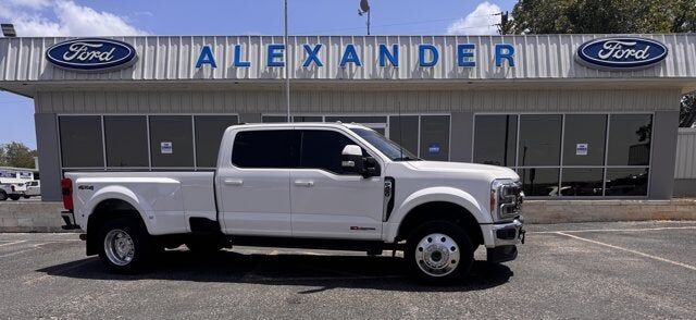 2023 FORD F-450