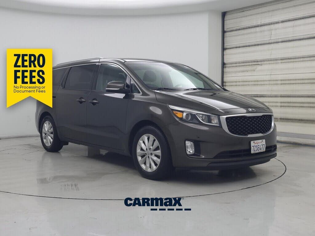 2017 KIA Sedona