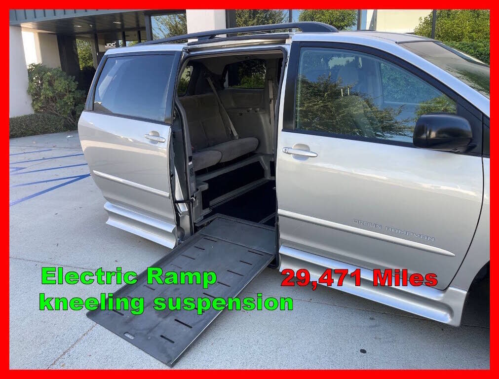 2006 TOYOTA Sienna