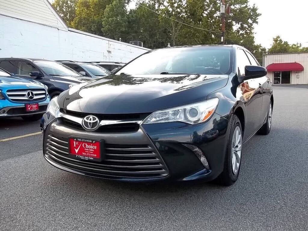2017 TOYOTA Camry