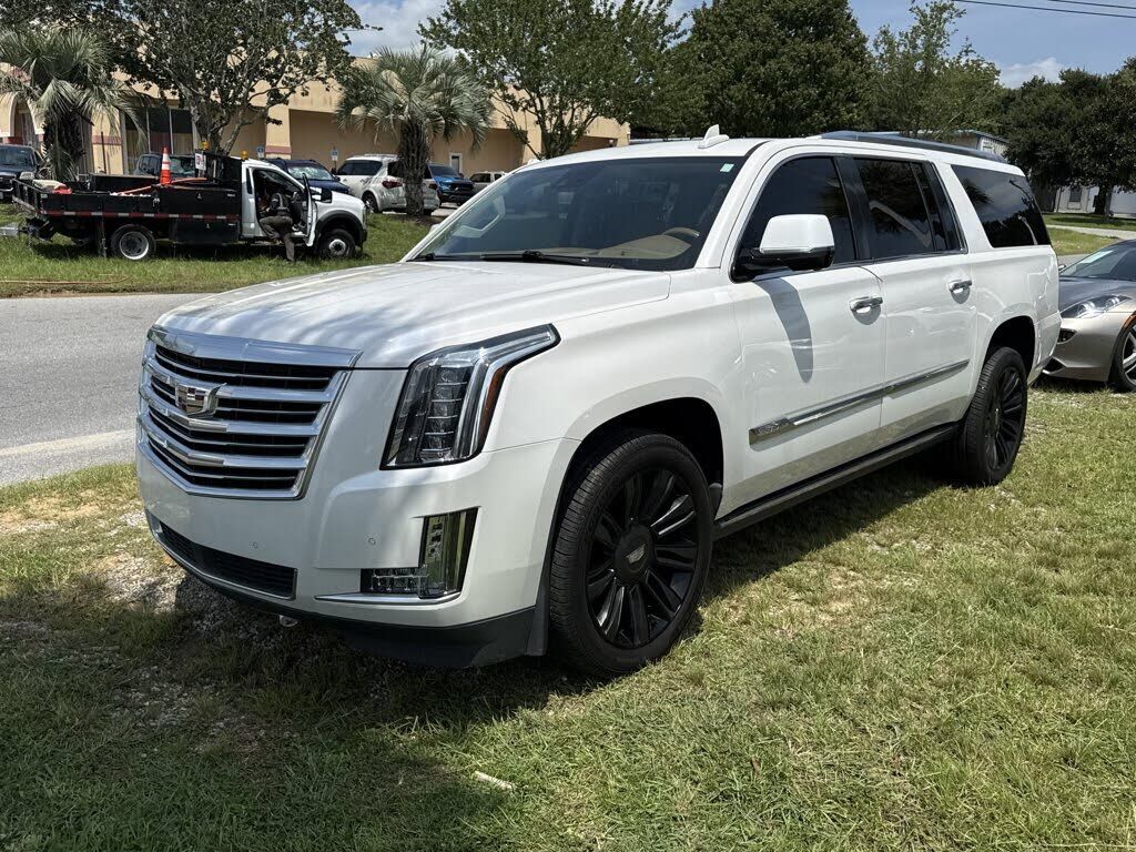 2016 CADILLAC Escalade