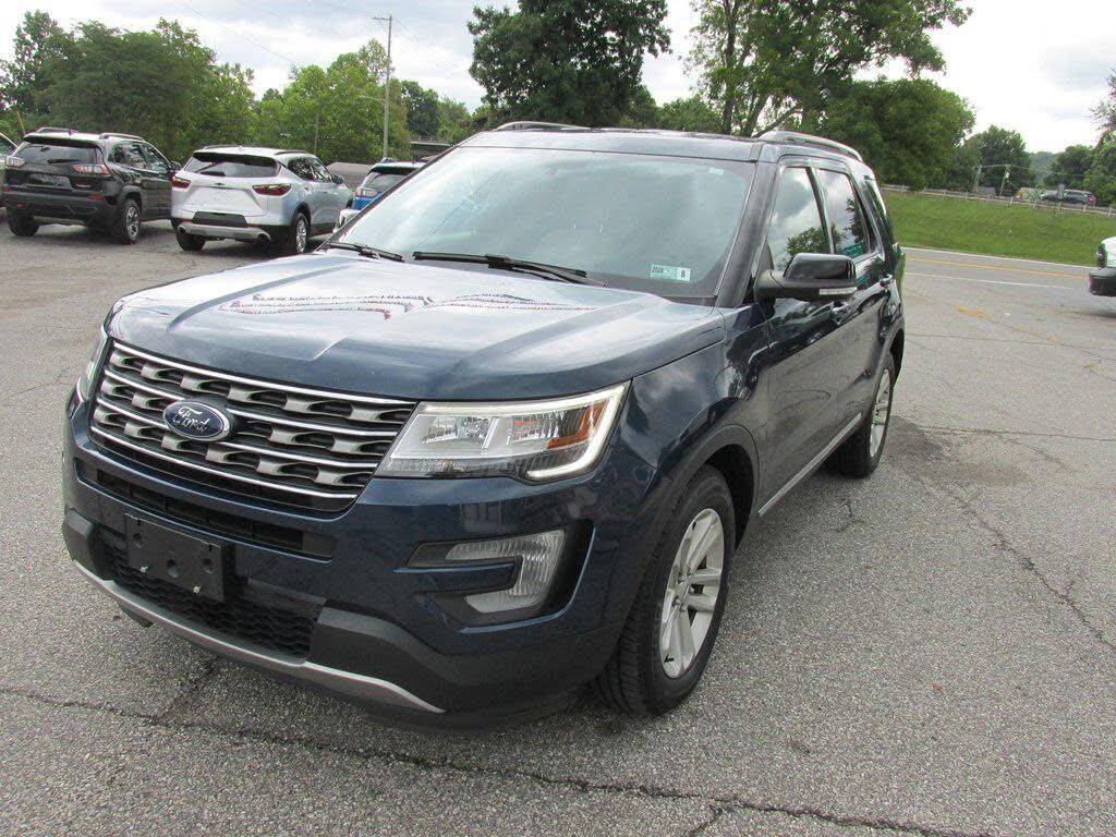 2017 FORD Explorer
