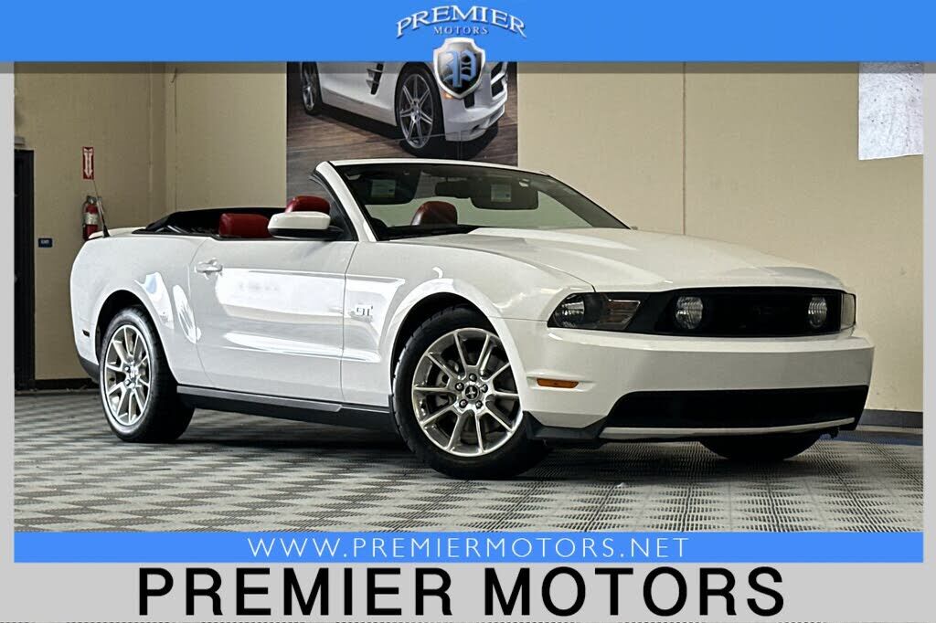 2010 FORD Mustang