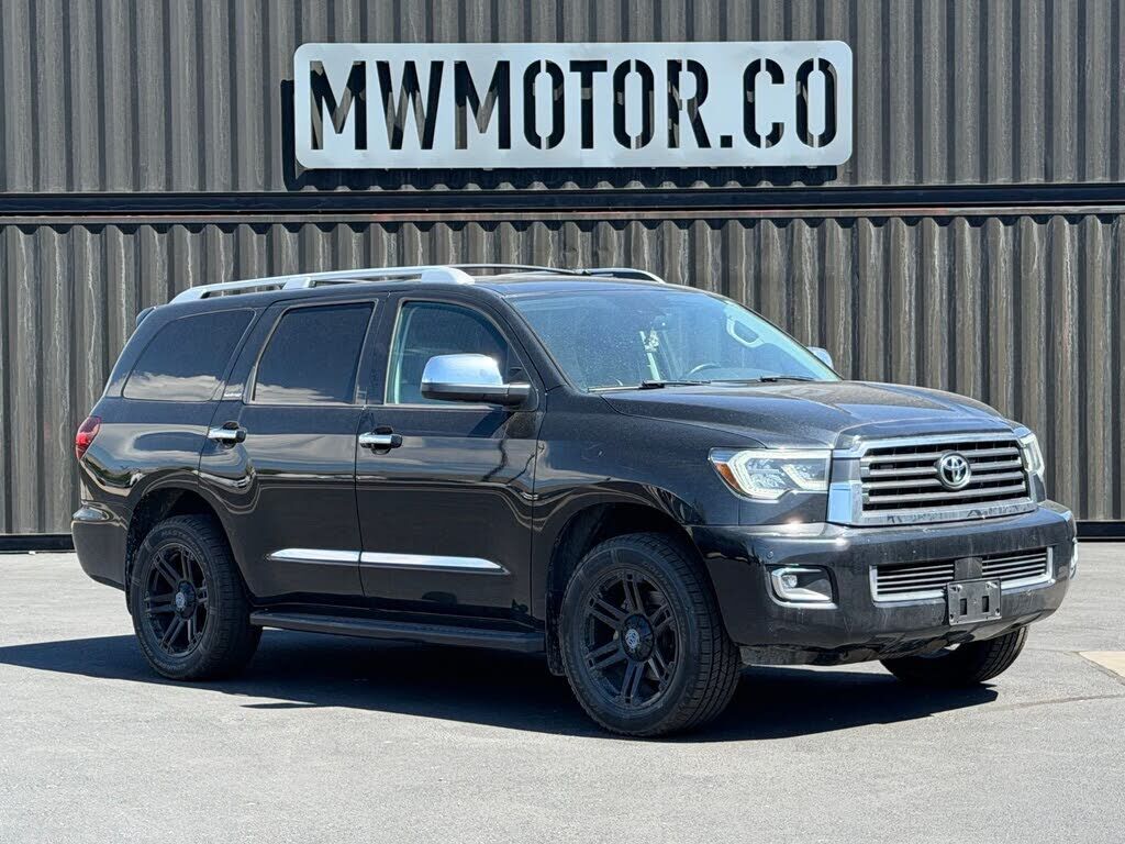 2020 TOYOTA Sequoia