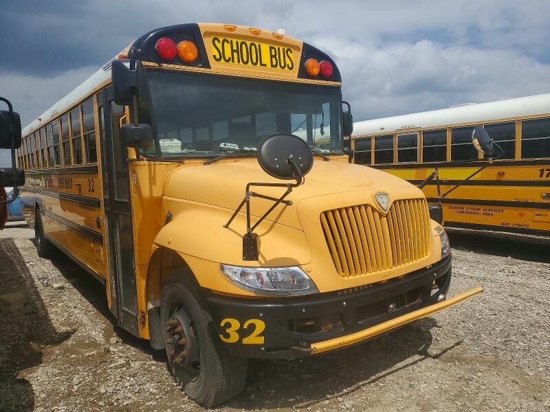 2014 IC BUS PB105