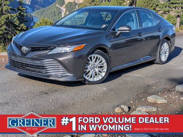 2018 TOYOTA Camry