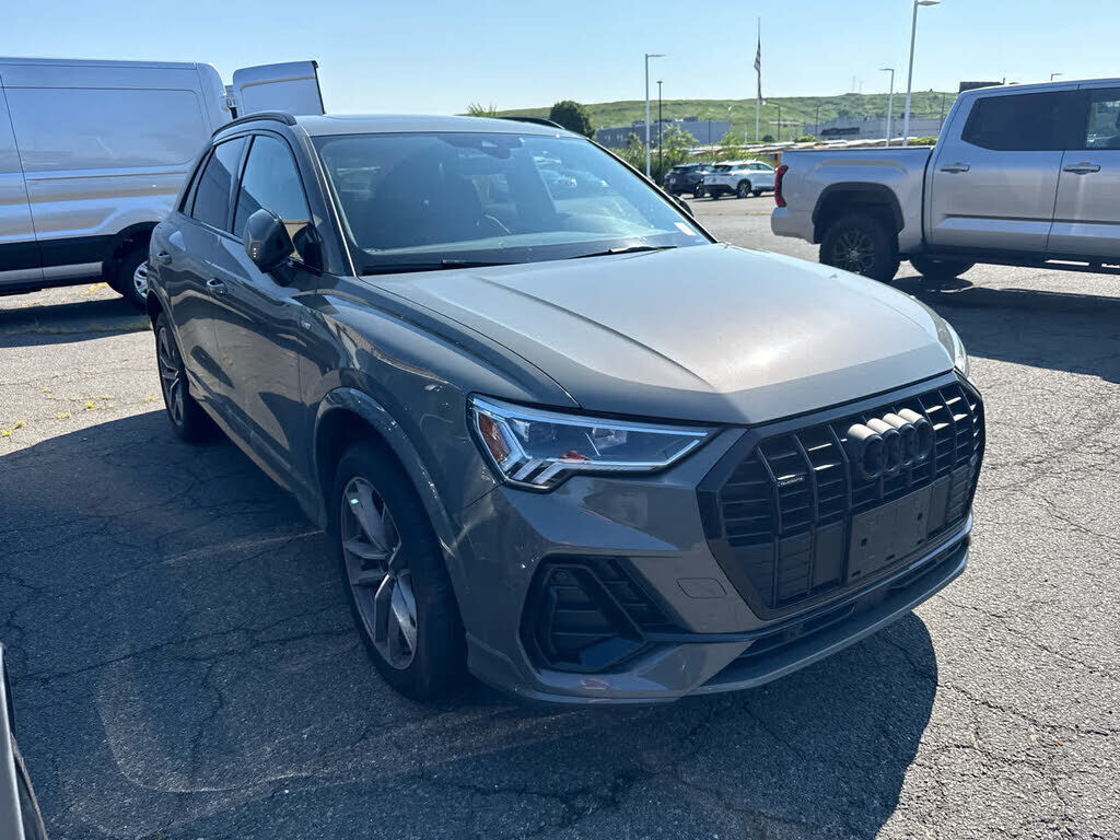 2023 AUDI Q3