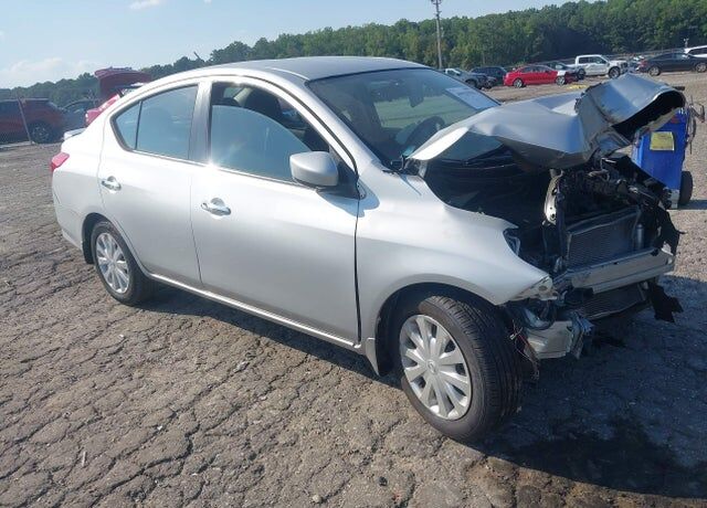 2018 NISSAN Versa