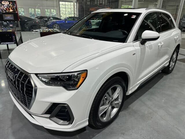 2022 AUDI Q3