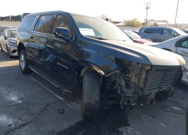2023 CHEVROLET Suburban