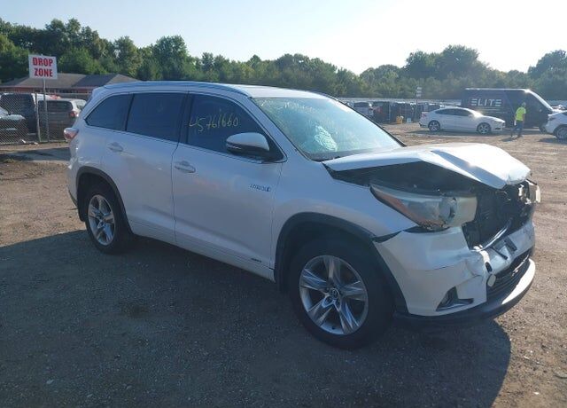 2016 TOYOTA Highlander