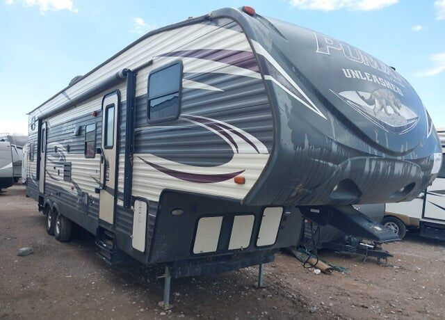 2016 FOREST RIVER Puma Toy Hauler
