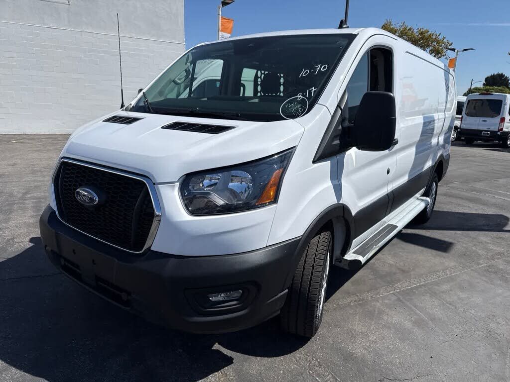 2025 FORD Transit