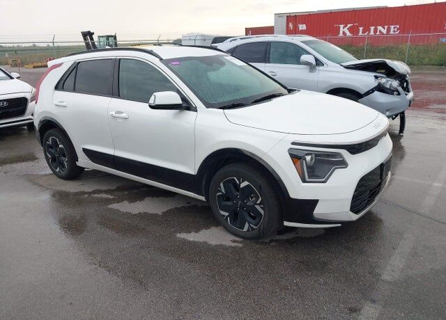 2023 KIA Niro