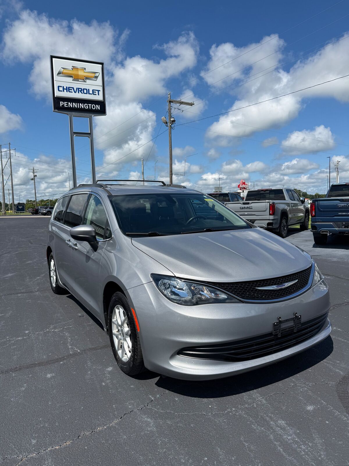 2020 CHRYSLER Voyager