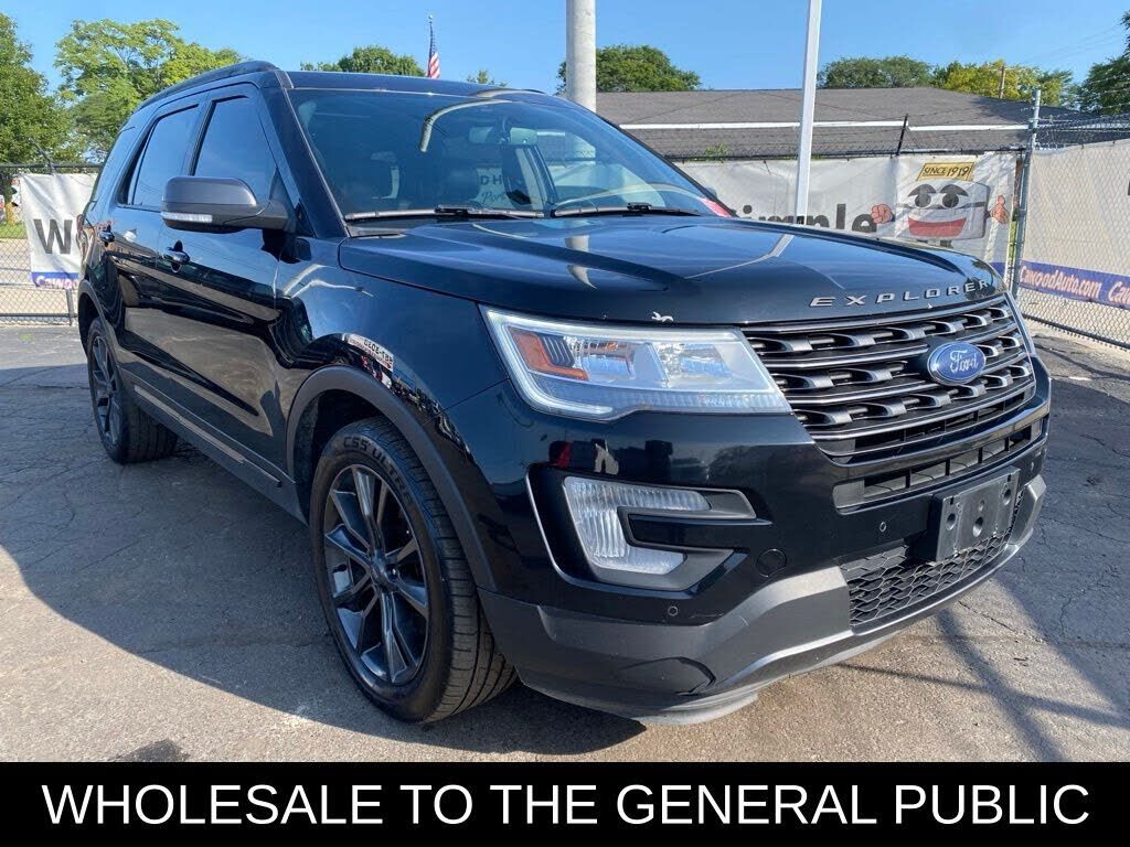 2017 FORD Explorer