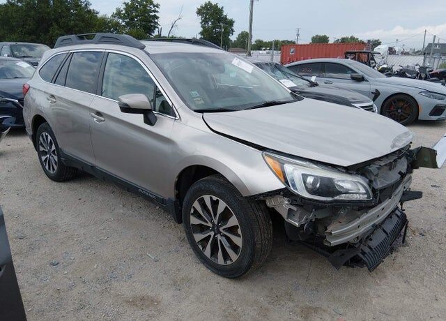 2016 SUBARU Outback