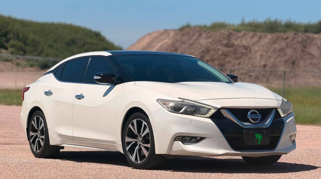 2017 NISSAN Maxima