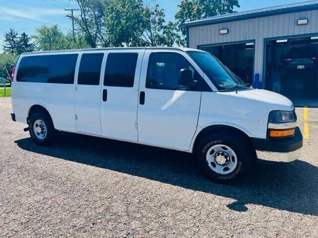 2013 CHEVROLET Express