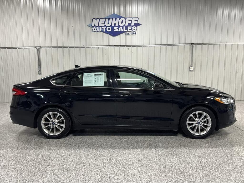 2019 FORD Fusion