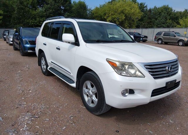 2011 LEXUS LX
