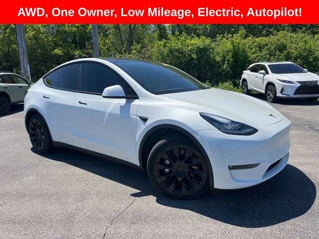 2022 TESLA Model Y