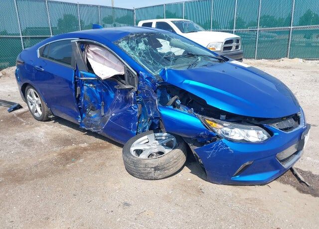 2017 CHEVROLET Volt