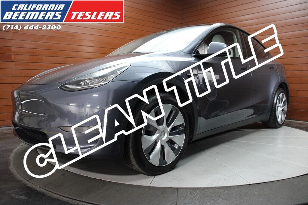 2023 TESLA Model Y