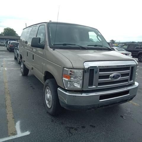2013 FORD E-250