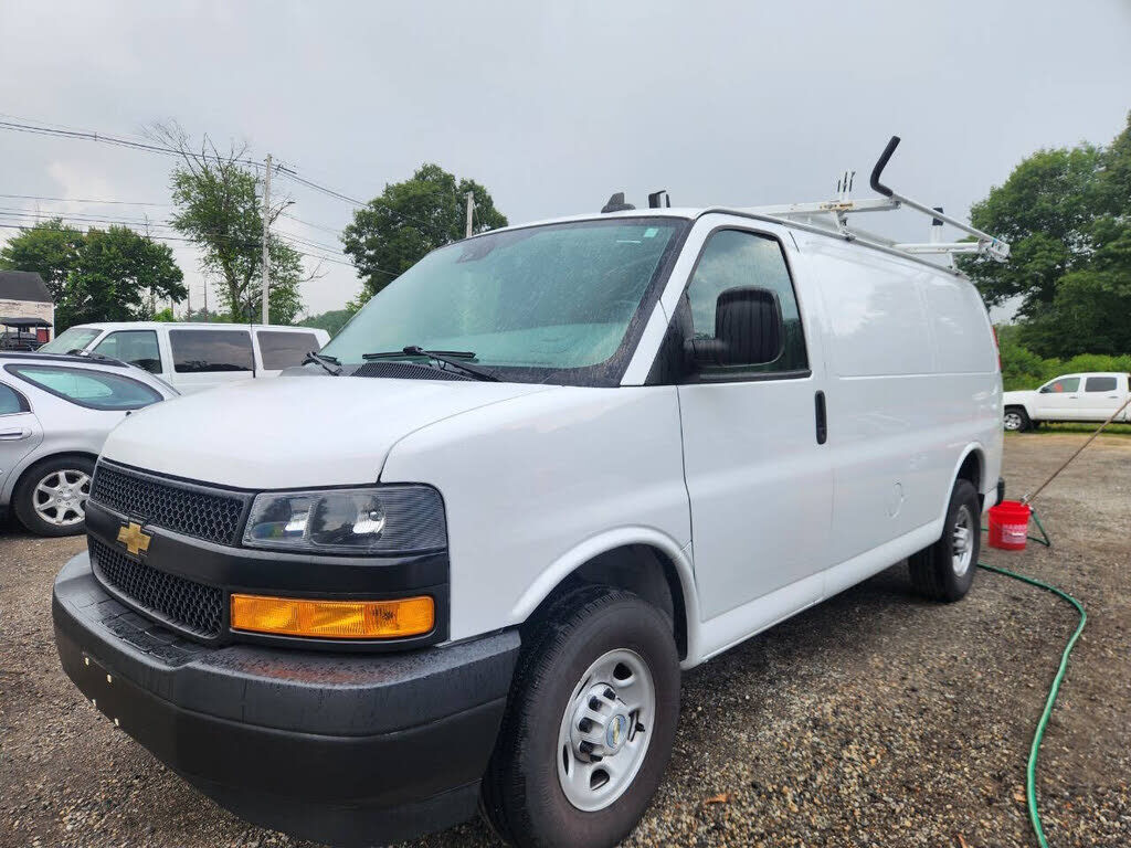 2021 CHEVROLET Express