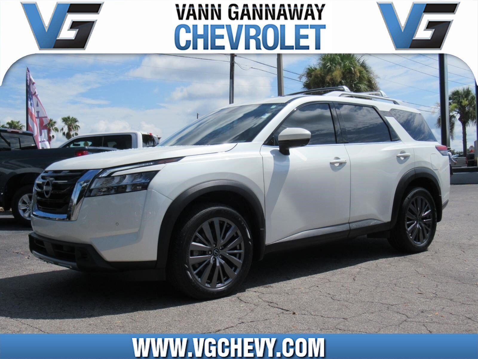 2024 NISSAN Pathfinder