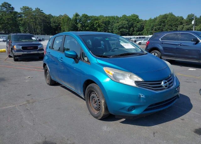 2015 NISSAN Versa