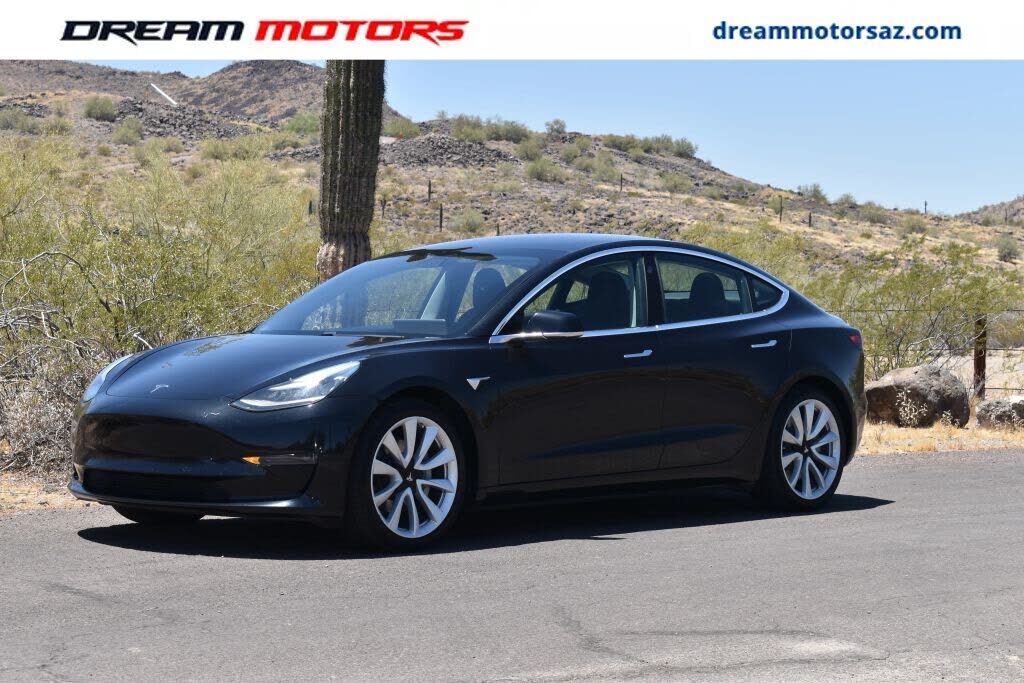 2019 TESLA Model 3