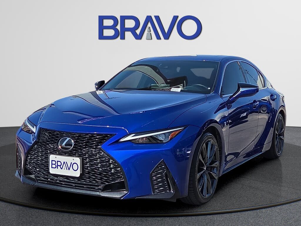 2023 LEXUS IS