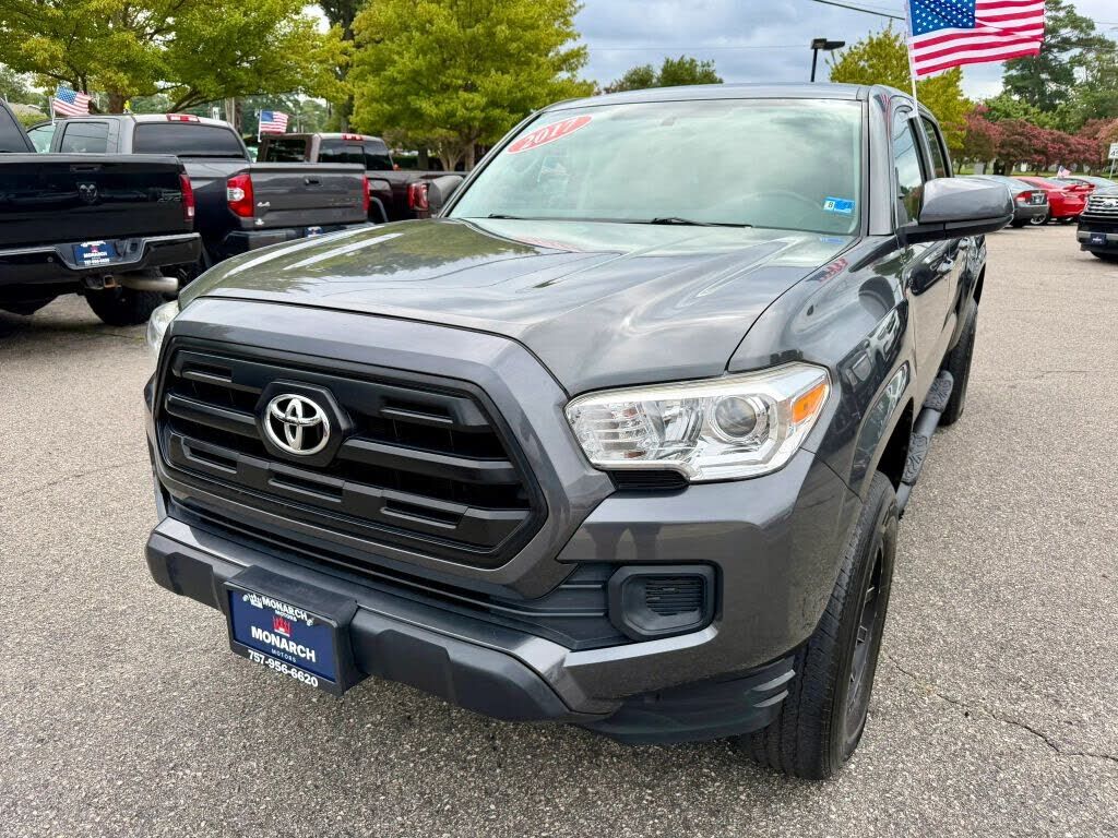 2017 TOYOTA Tacoma