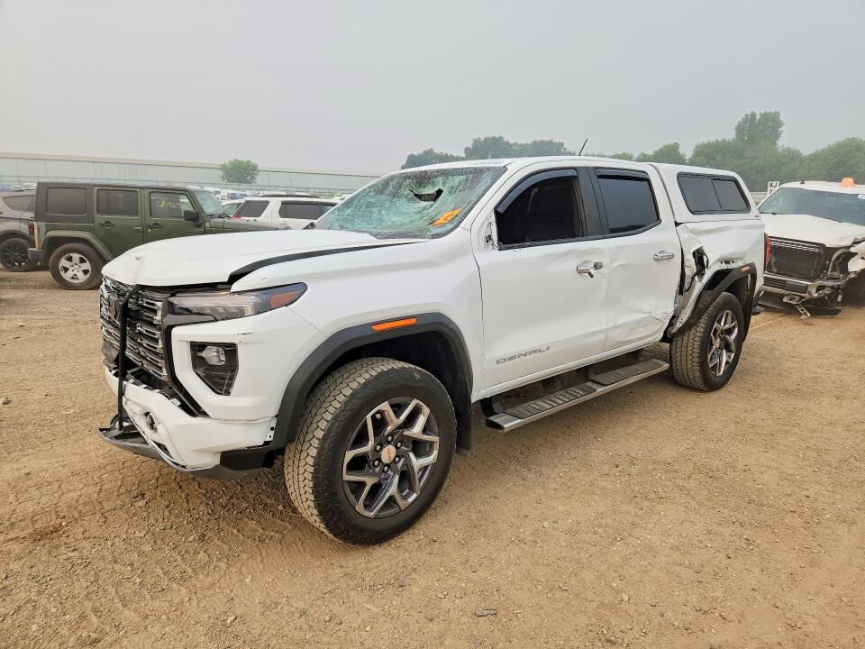 2024 GMC Canyon