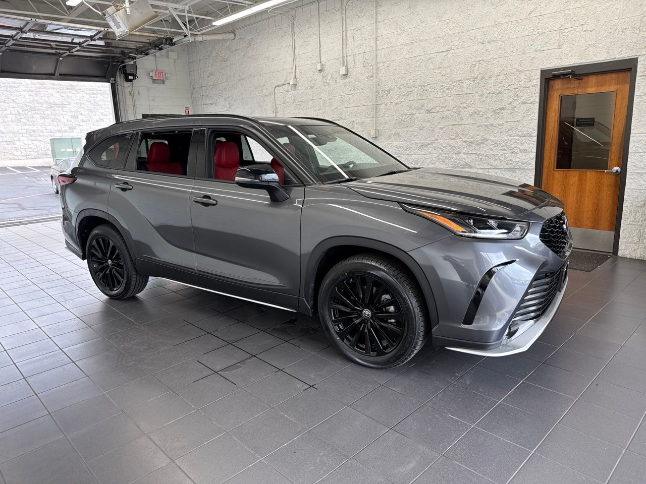 2025 TOYOTA Highlander