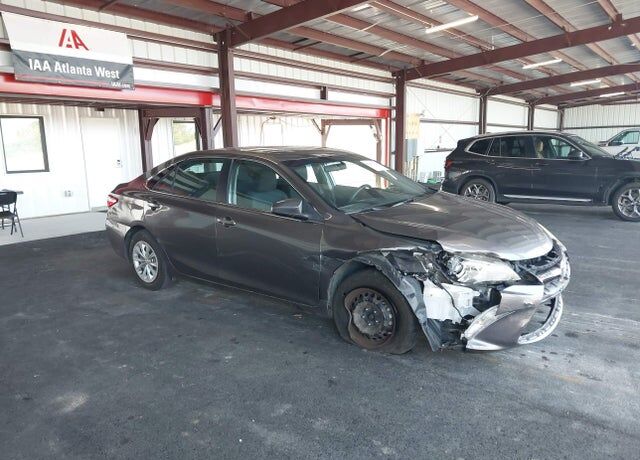 2017 TOYOTA Camry