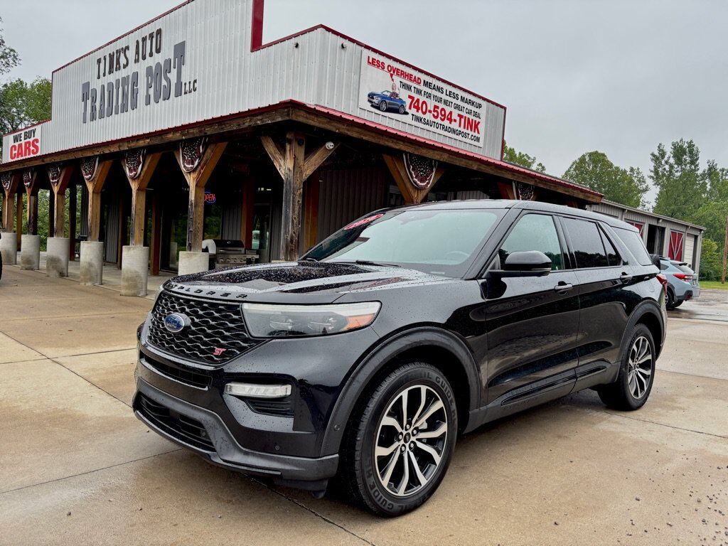 2020 FORD Explorer