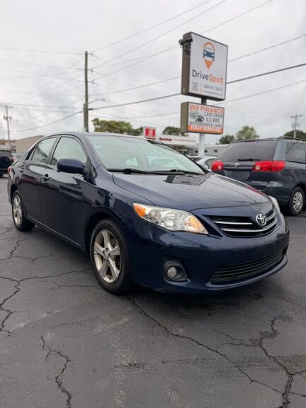 2013 TOYOTA Corolla