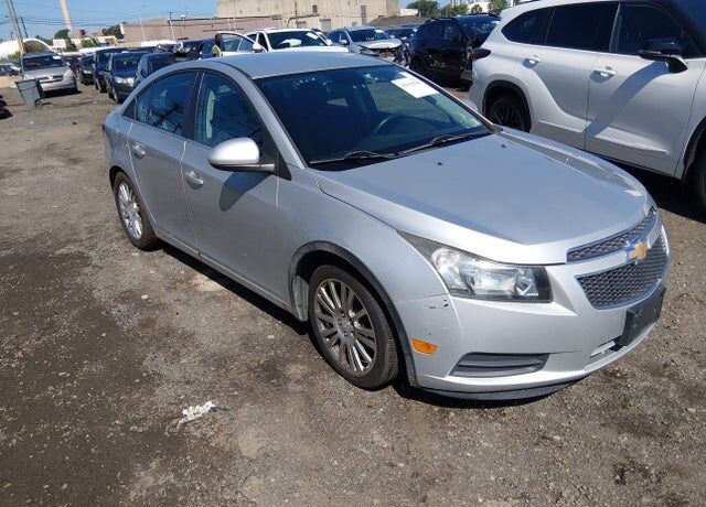 2013 CHEVROLET Cruze