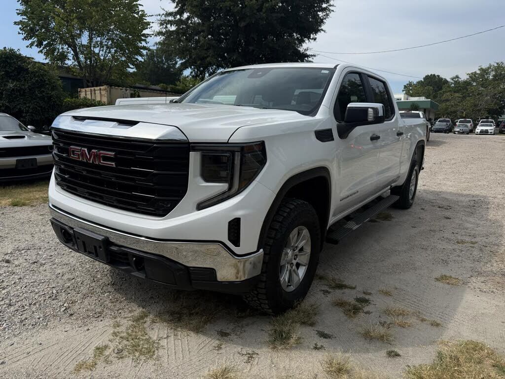 2023 GMC Sierra